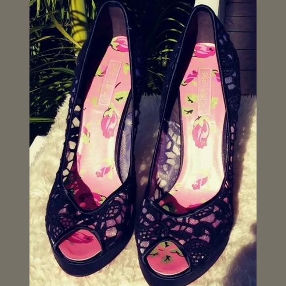 Betsey Johnson Shoes - Betsey Johnson Peep Toe Heels size 10